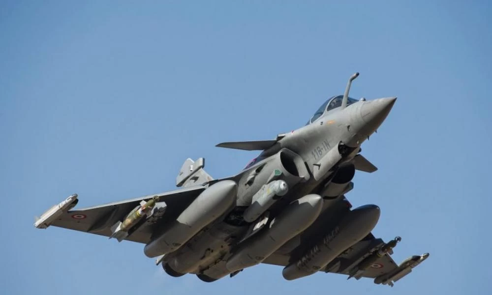 Επιβεβαίωση Πέτσα: Στα μέσα του 2021 τα πρώτα Rafale